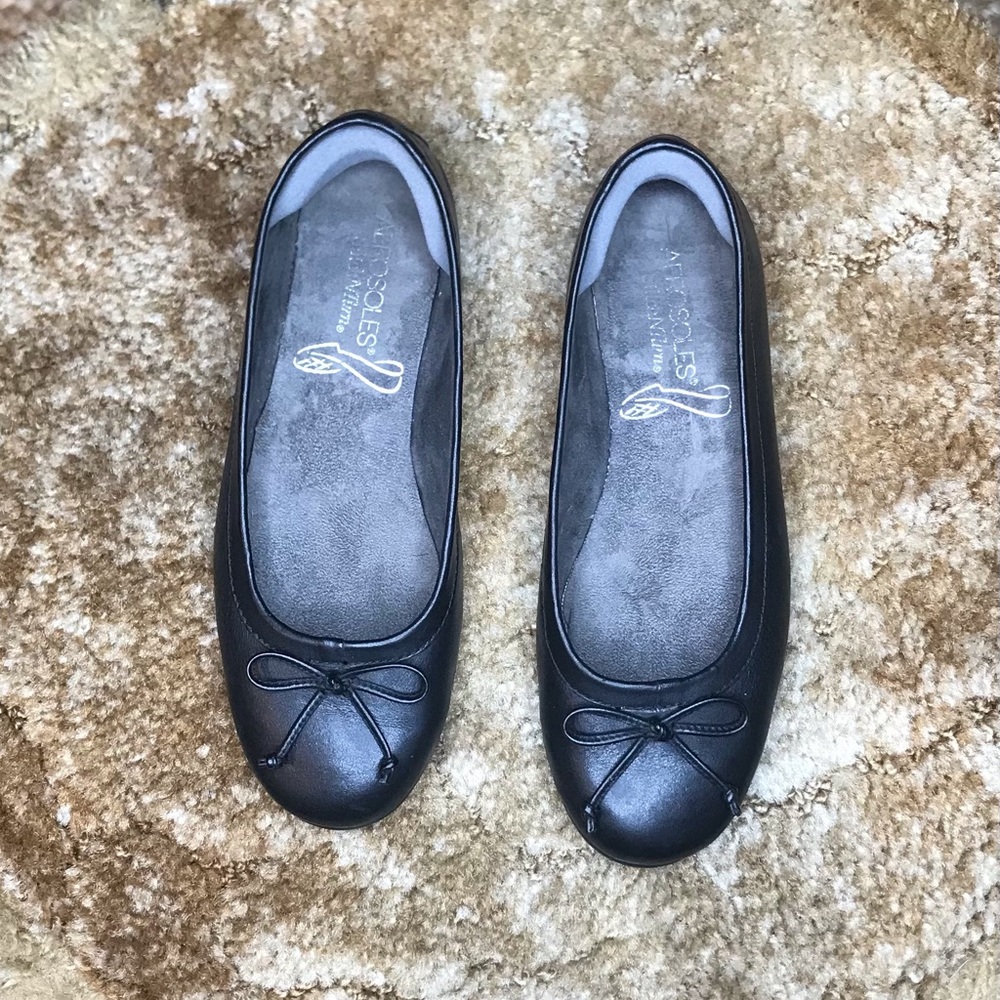 Aerosoles Ballet flats leather women’s size 6